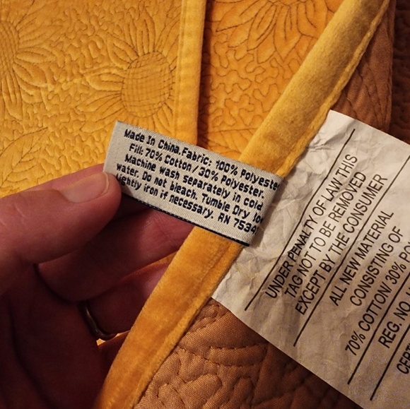 Tommy Bahama Yellow Velour Sunflower Table Runner Summer/Fall - Picture 3 of 6